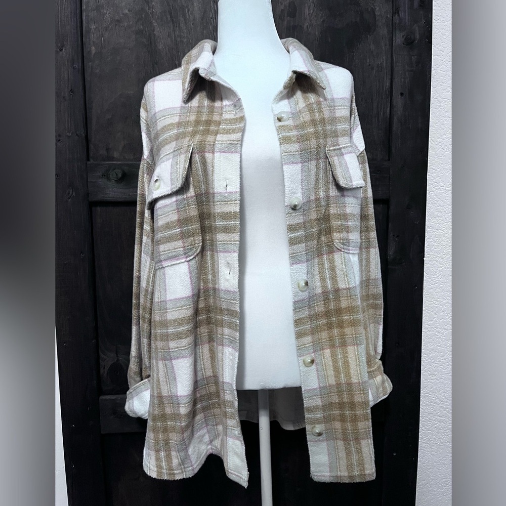 American Eagle Outfitters Plaid Teddy Jacket - Cream and Tan